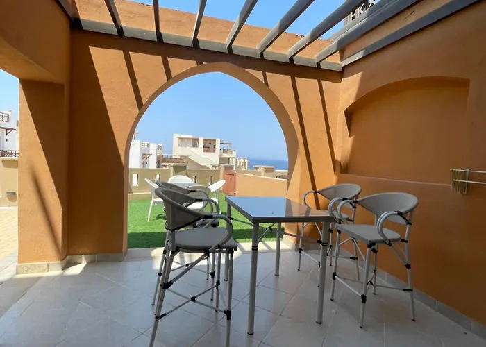 Spacious Sea View ,1 Bedroom In Azzurra Sahl Hasheesh Apartment