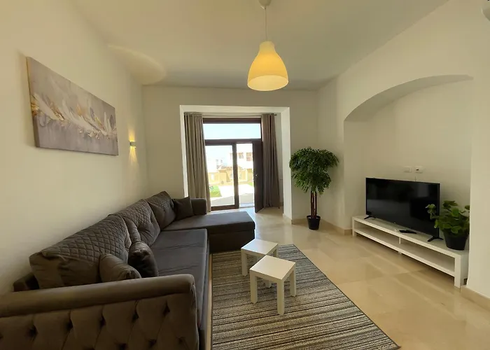 Spacious Sea View ,1 Bedroom In Azzurra Sahl Hasheesh